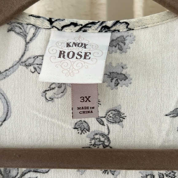 Knox Rose White/Black/Blue Floral Dress, Size 3X - Picture 4 of 10